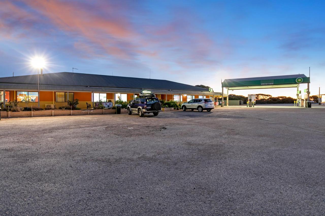 Border Village Roadhouse Εξωτερικό φωτογραφία